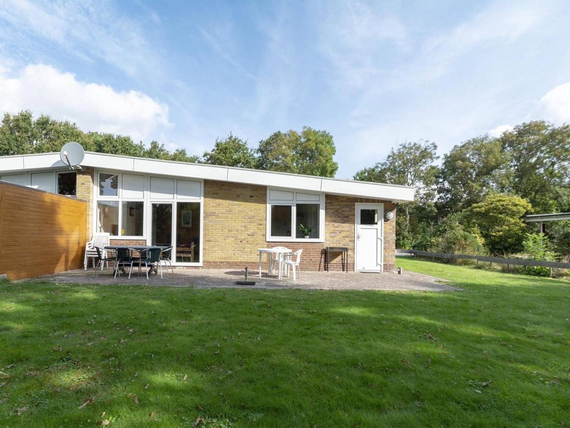 Stylish Beachside Bungalow With Patio Sint Maartensvlotbrug Exteriér fotografie